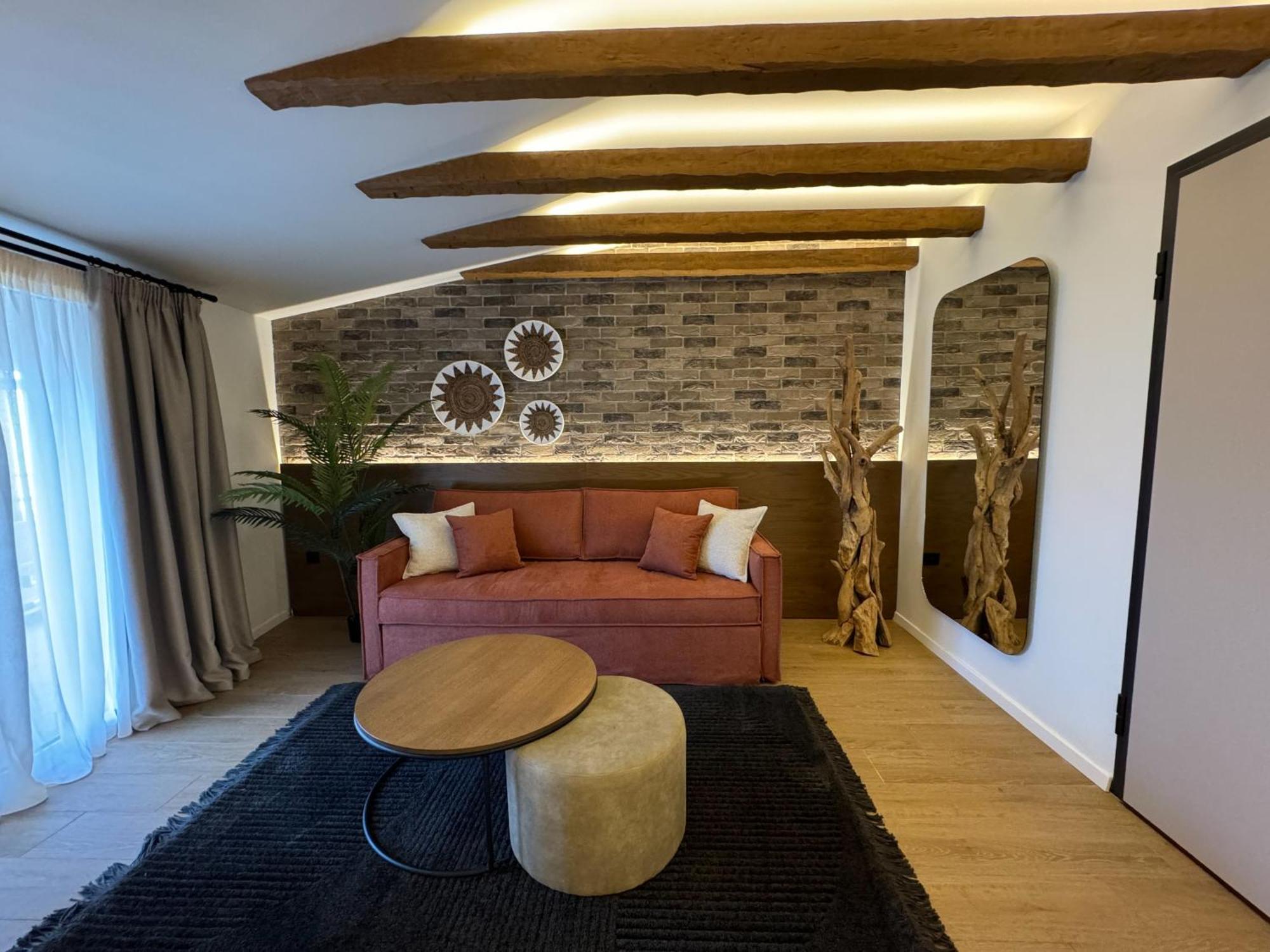 Urban Gem In The Heart Of Naoussa A Stylish Escape Apartment Naousa  Exterior photo